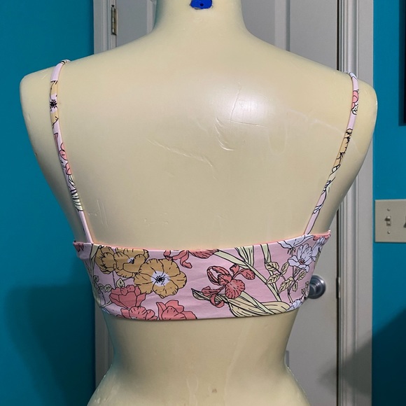 Pink floral bikini top NWOT - Picture 3 of 3